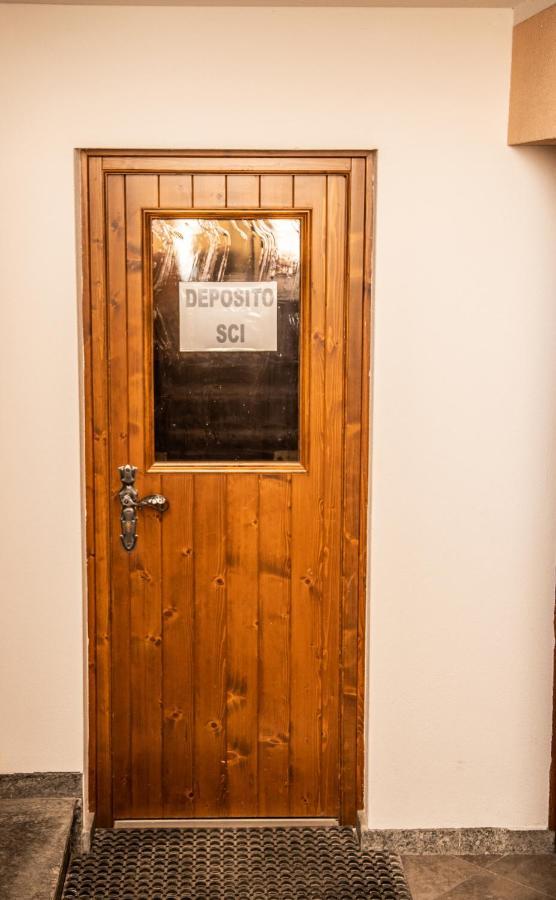 Chalet Sisters Livigno Exterior photo